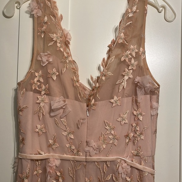 Marchesa Notte 3D flower dress - Picture 9 of 12